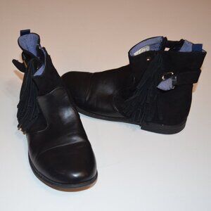 TOMMY HILFIGER Andrea Short Side Fringe Black ManMade Flats Decors Boots Girls 4